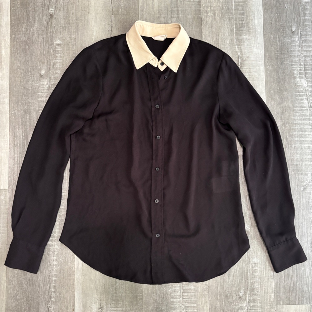 Levi's Black Shirt with Beige Collar Trim